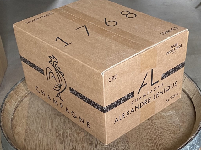 champagne Epernay carton écologique de 6 bouteilles champagne eco responsable Alexandre Lenique producteur champagne à epernay de qualité