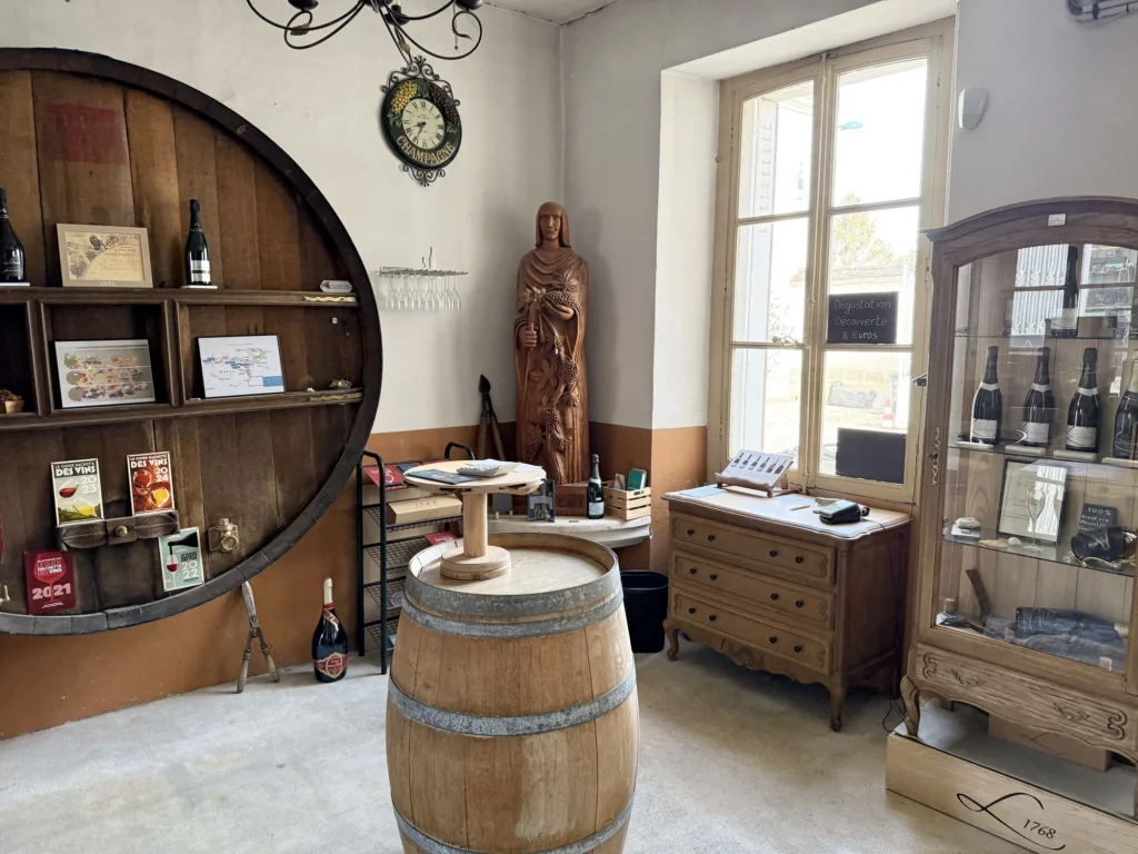 Dégustation Cave Champagne réputé pour notre production artisanale et notre qualité
Lenique Pierry